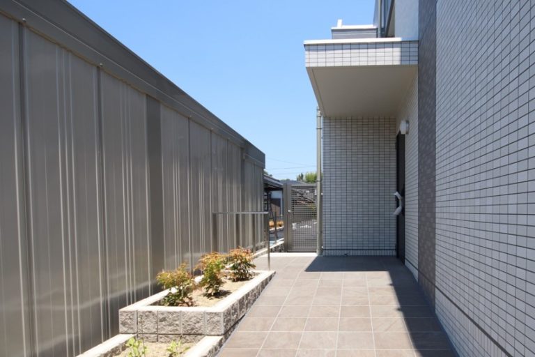 岐阜県可児市の建物外観2